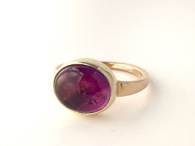 4th of July in Sweden: Maine Amethyst Ring in 14k Yellow Gold